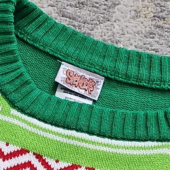 Spencer's Holiday Sweater Ugly Christmast Medium Top Beer Pong Drinking Festive - Picture 2 of 4